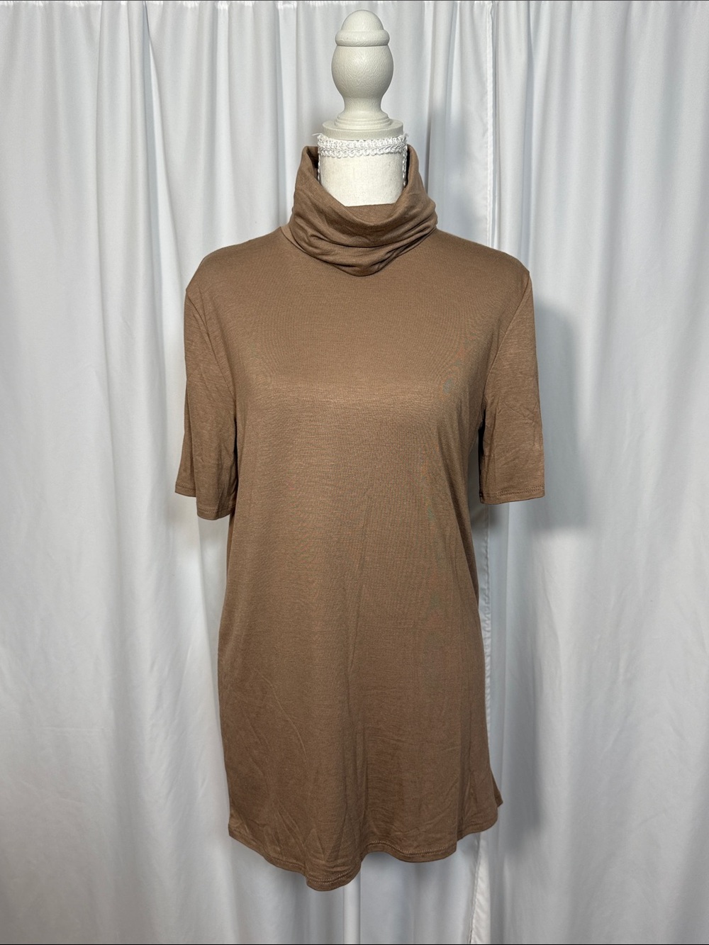 Azules Brown Short-Sleeve Turtleneck Top